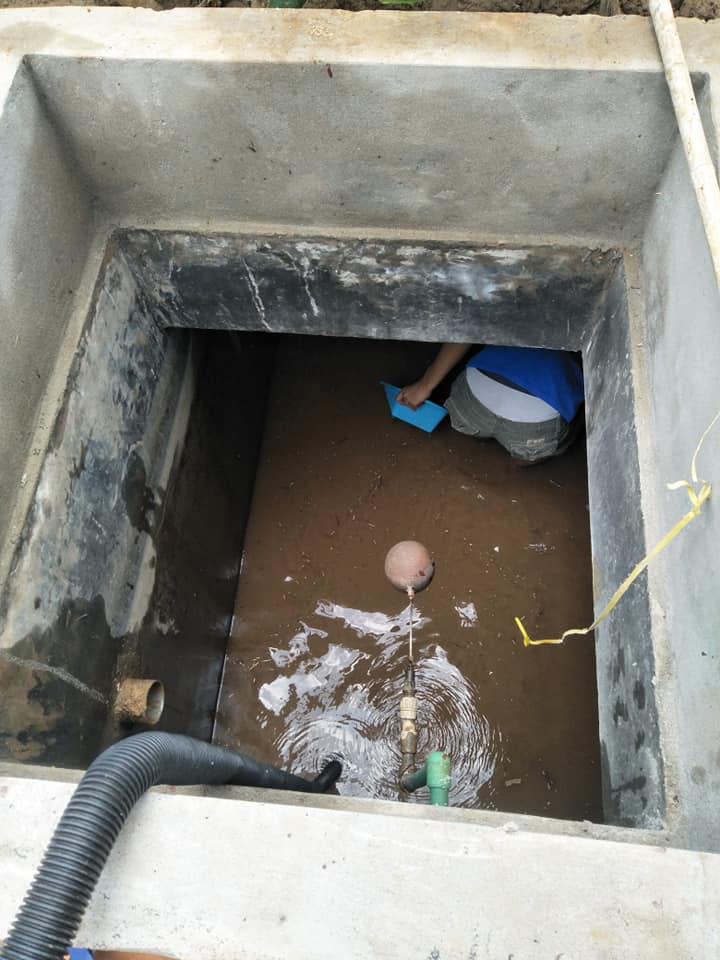 Vẹ sinh bể nước ngầm