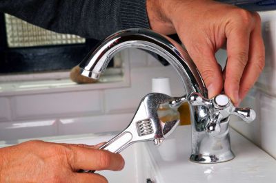 Nhận sửa chữa, thay vòi nước giá rẻ
