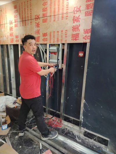 Sửa điện nước Mỹ Đ&igrave;nh uy t&iacute;n &ndash; Lắp đặt đ&egrave;n LED trang tr&iacute; tại nh&agrave; nhanh ch&oacute;ng | Điện Nước Group