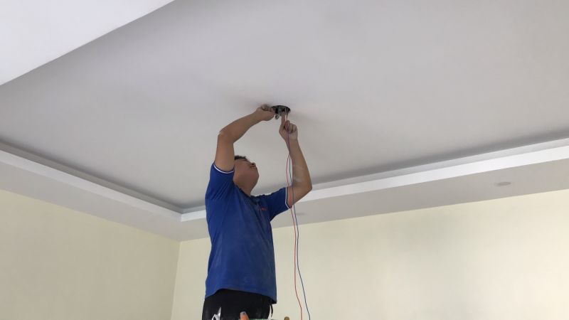 Dịch Vụ Lắp Đặt Quạt Trần - Giải Ph&aacute;p Hiệu Quả Cho Kh&ocirc;ng Gian Sống M&aacute;t Mẻ v&agrave; Tiện Nghi